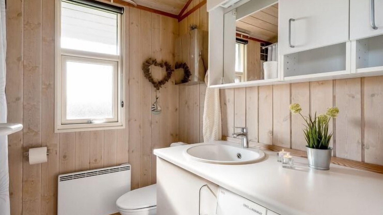Photo of Bathroom in Oddesund Syd