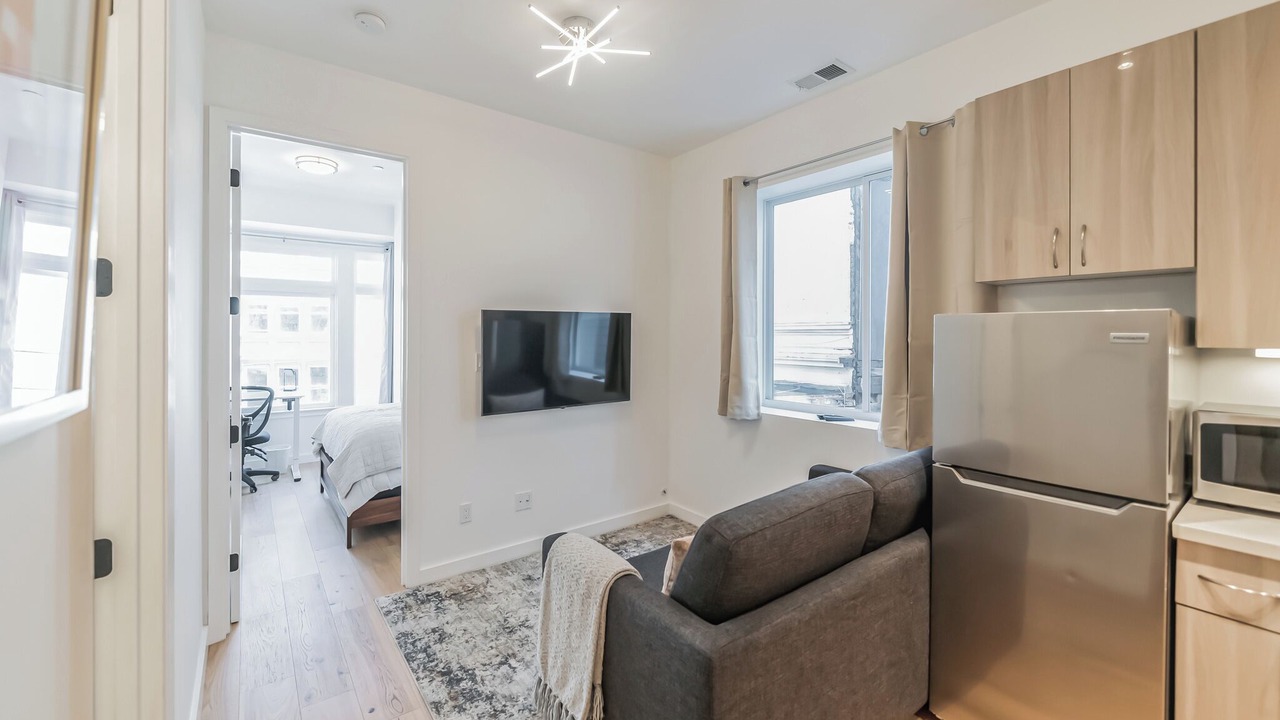 Photo of Others in La Lengua