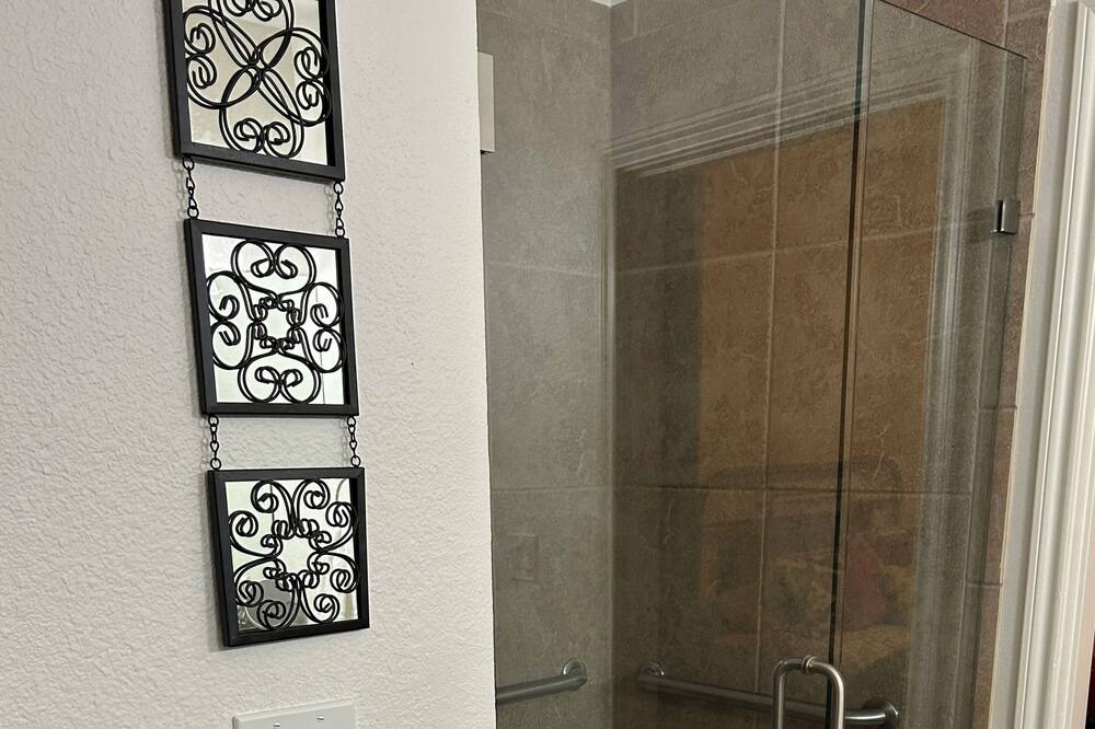 Photo of Bathroom in Eureka