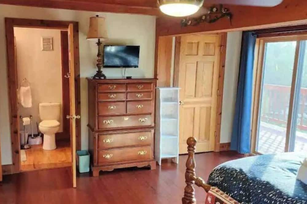 Photo of Bedroom in Livingston