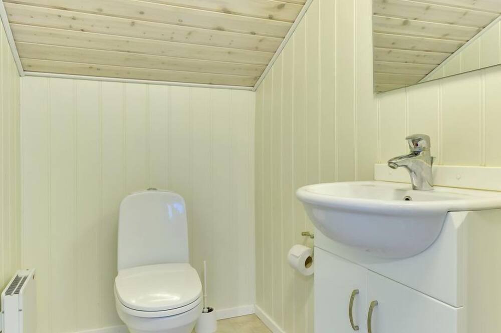 Photo of Bathroom in Hojer