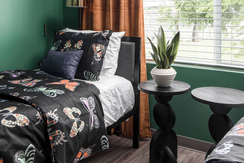 Photo of Bedroom in Maxwell