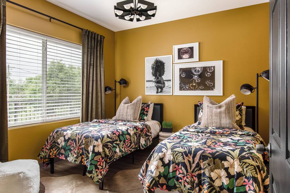 Photo of Bedroom in Maxwell