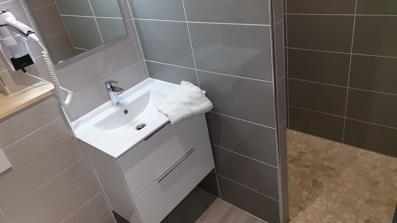 Photo of Others in Osmanville