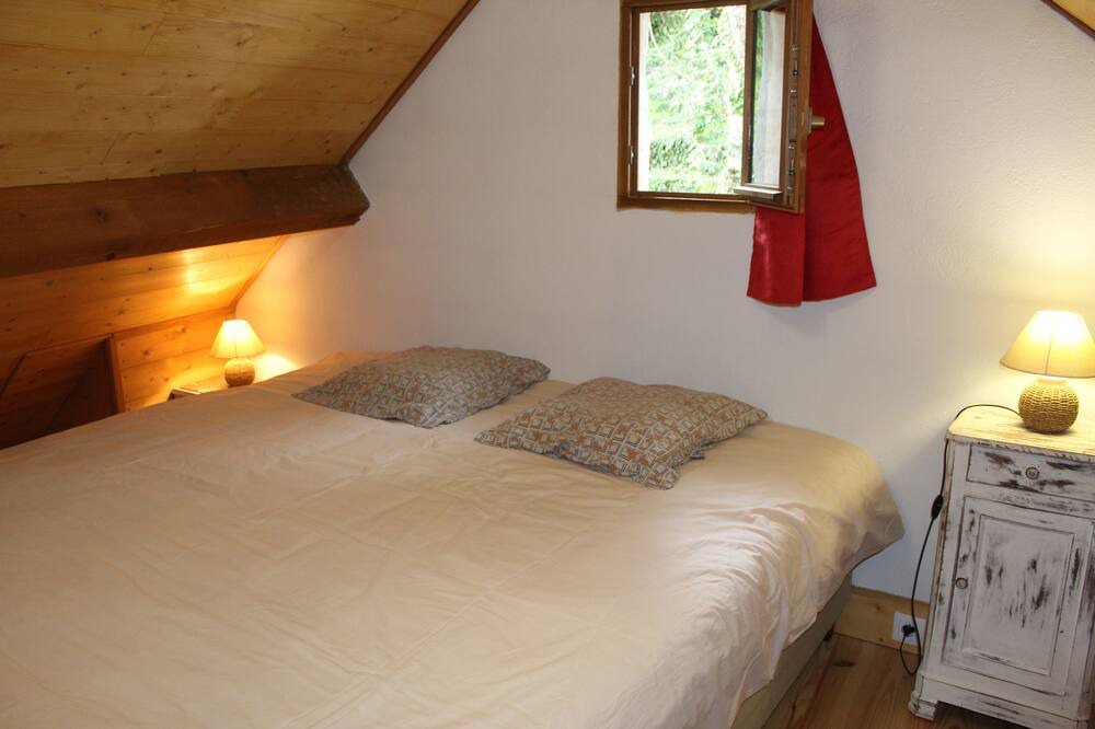 Photo of Bedroom in Bethmale