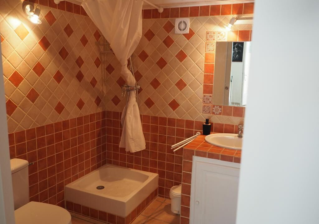 Photo of Others in Villeneuve