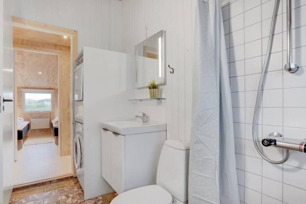 Photo of Bathroom in Haurvig