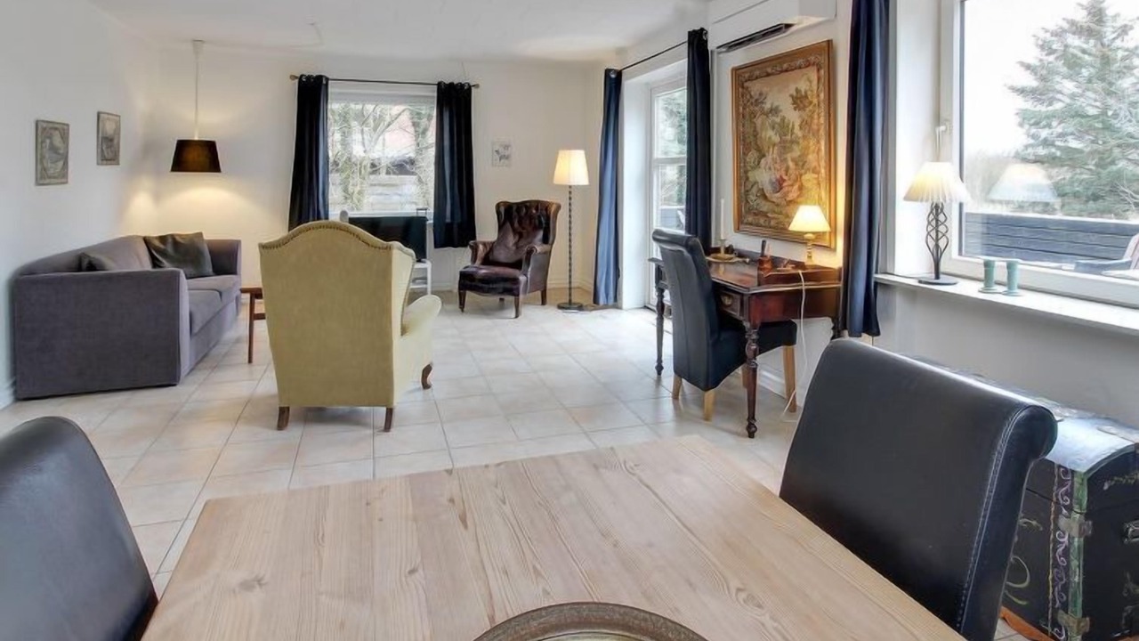 Photo of Others in Hojer