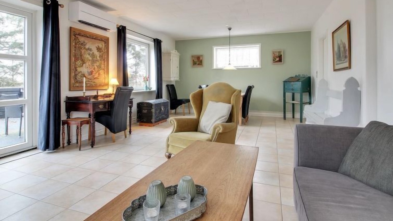 Photo of Others in Hojer