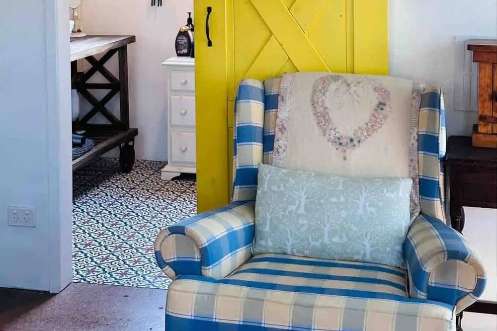 Photo of Others in Kurrajong Hills