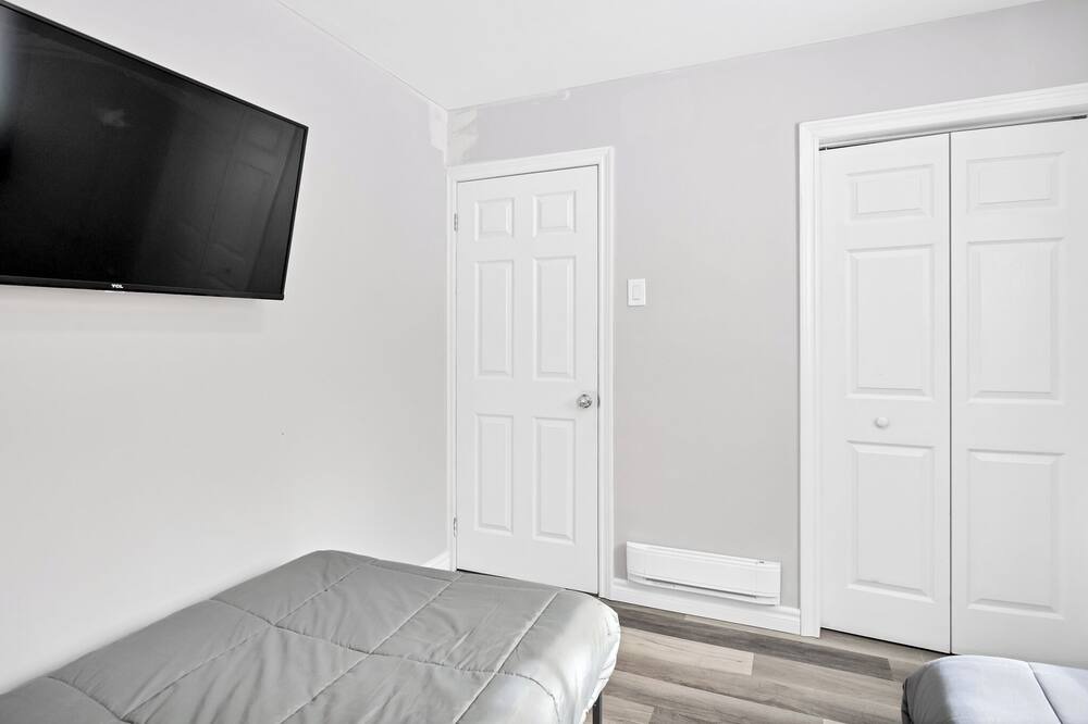 Photo of Bedroom in Irondale