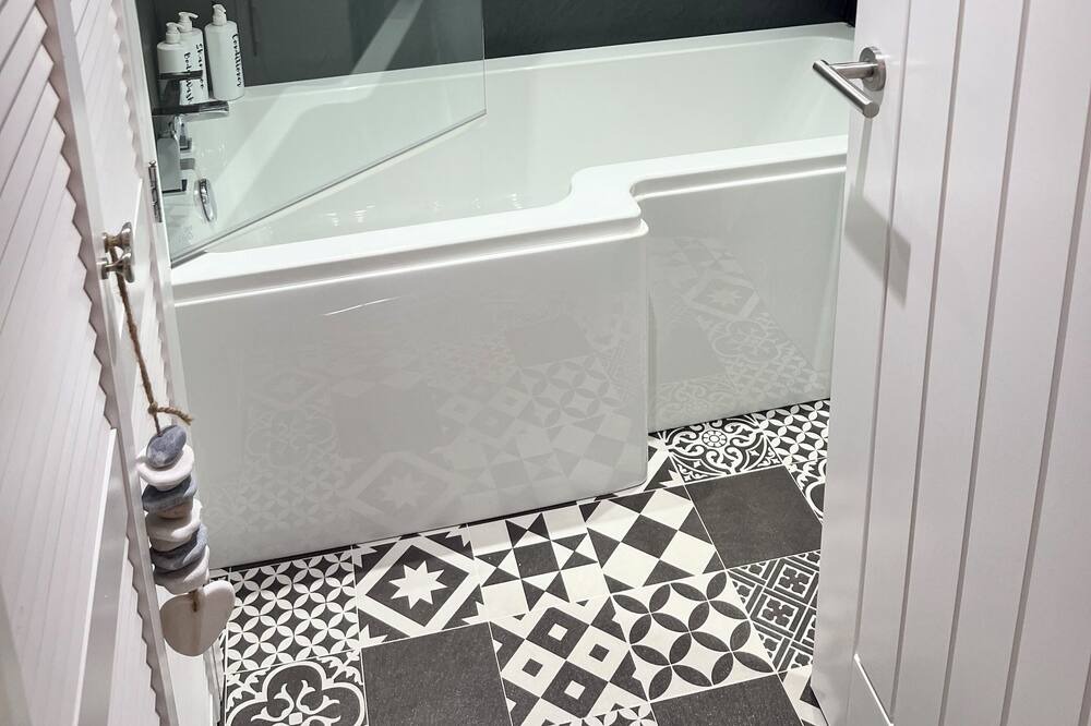 Photo of Bathroom in Spittal