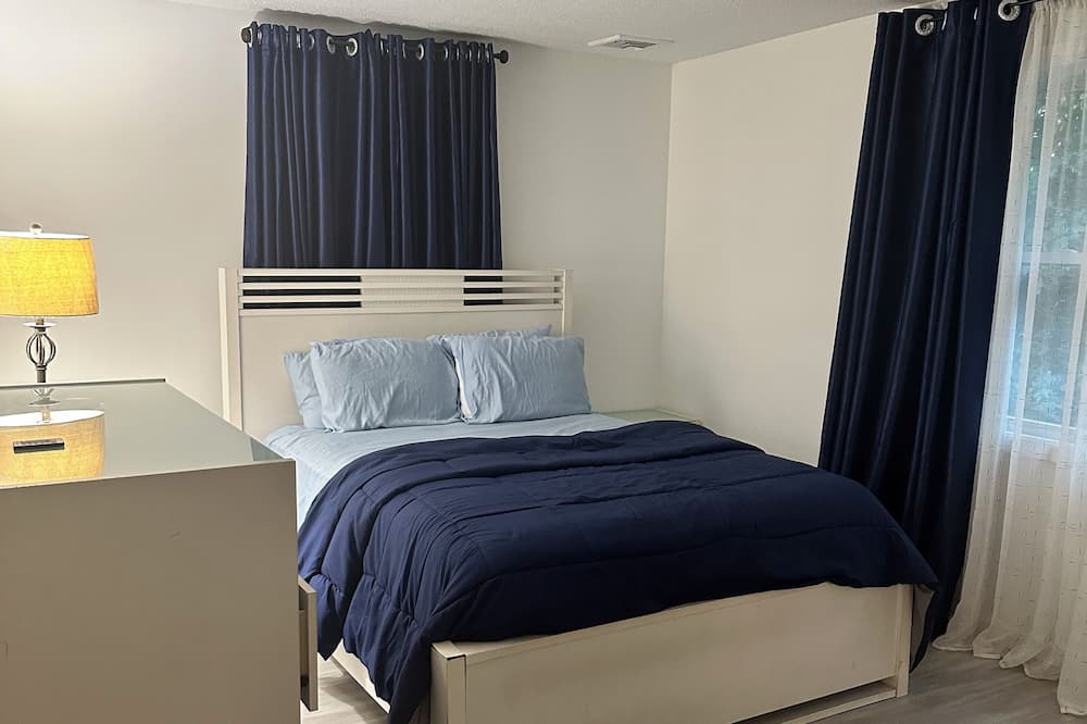 Photo of Bedroom in Attleboro