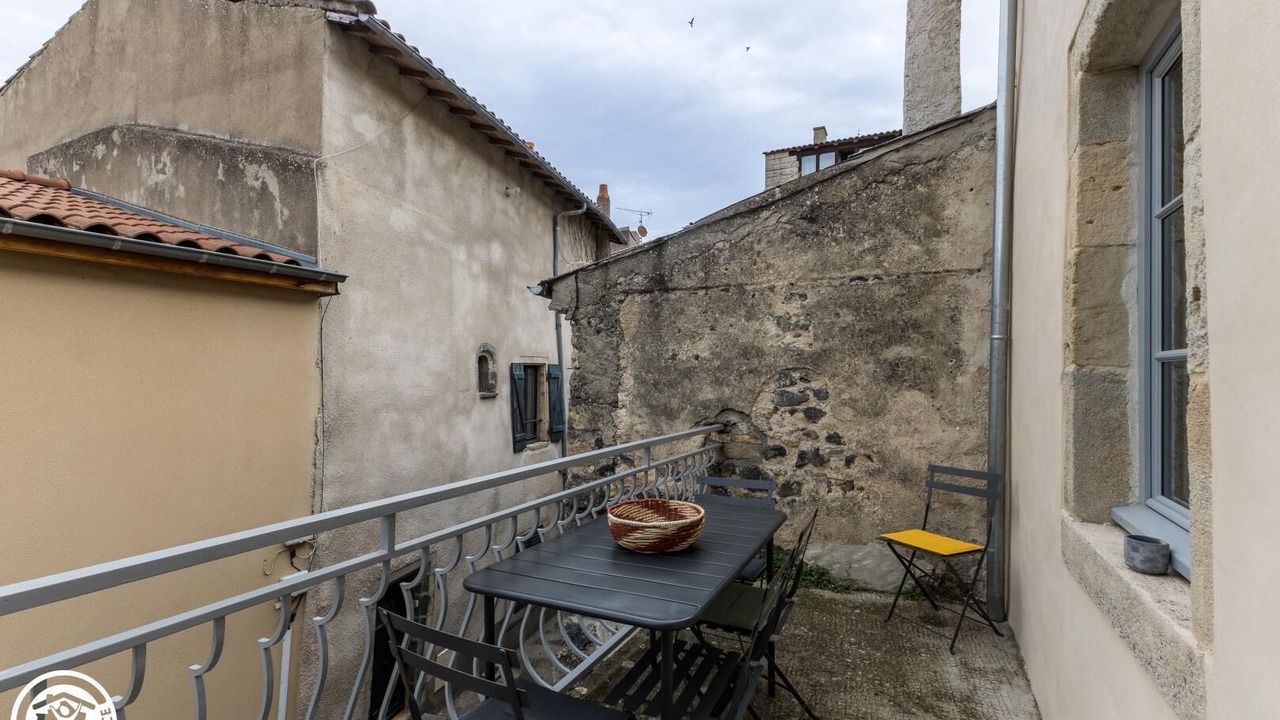 Photo of Outdoor in Saint-Saturnin