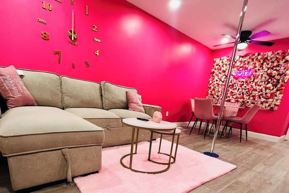 Photo of Others in East Lansdowne