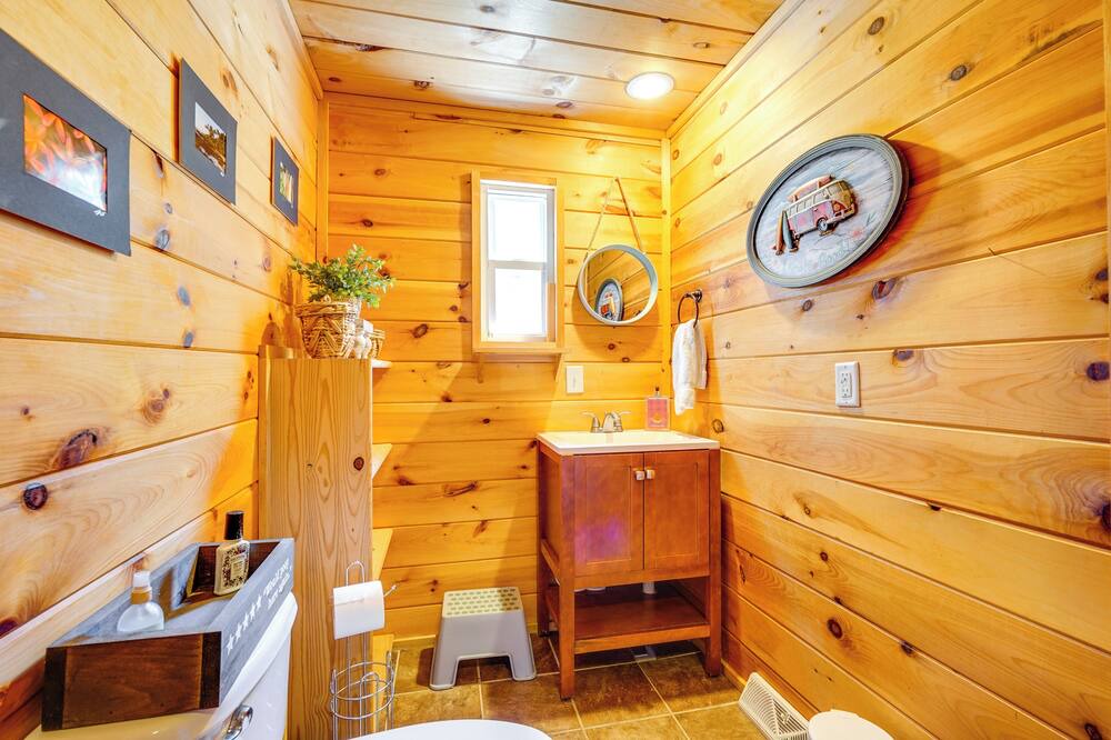 Photo of Bathroom in Lake Luzerne-Hadley
