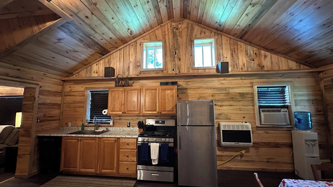 Photo of Kitchen in Huey