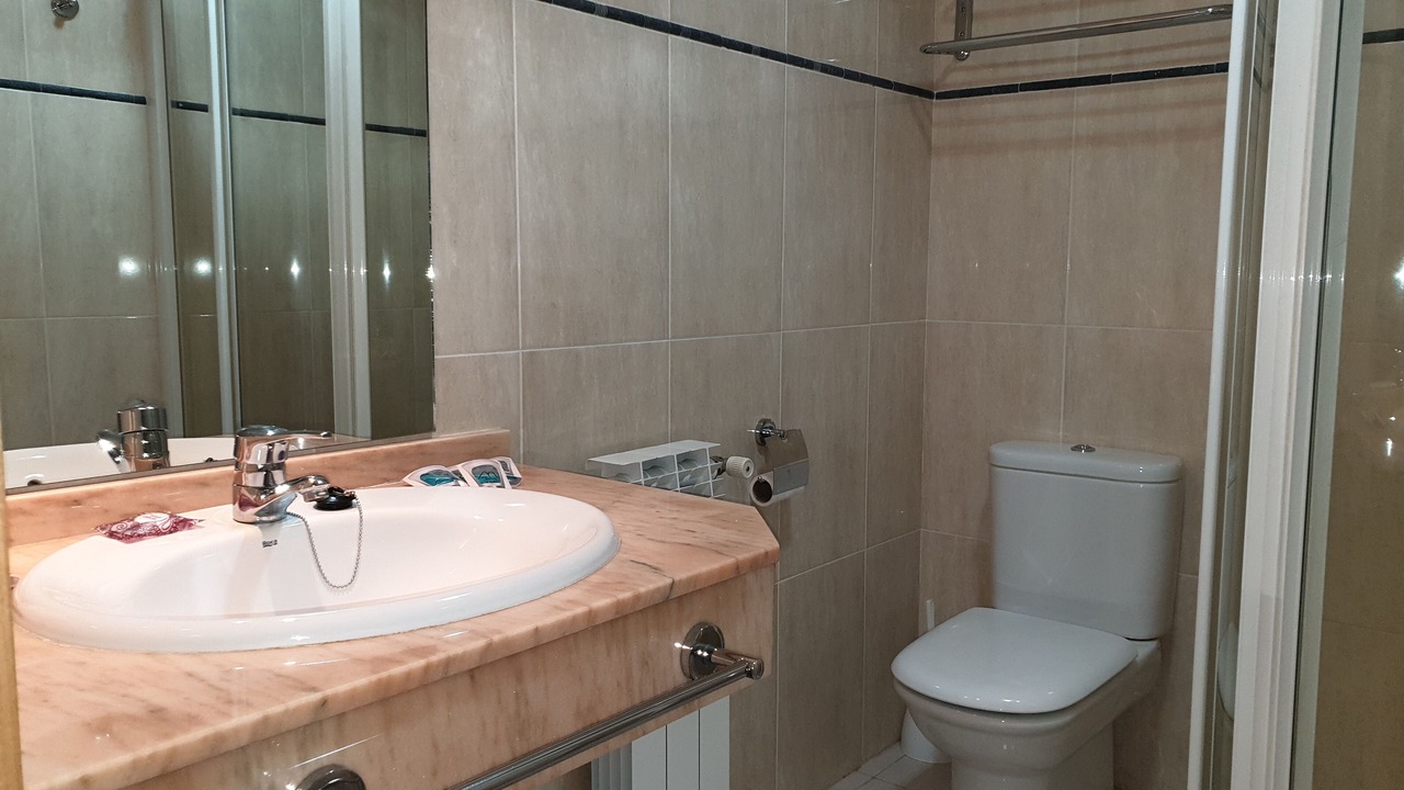 Photo of Bathroom in Riaza
