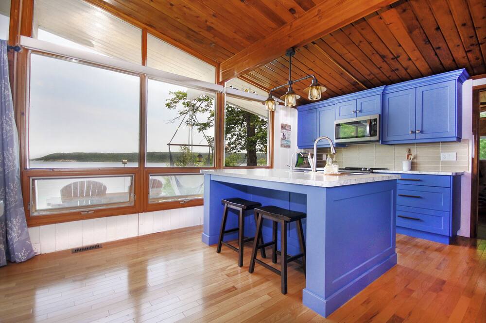 Photo of Kitchen in Manitoulin District