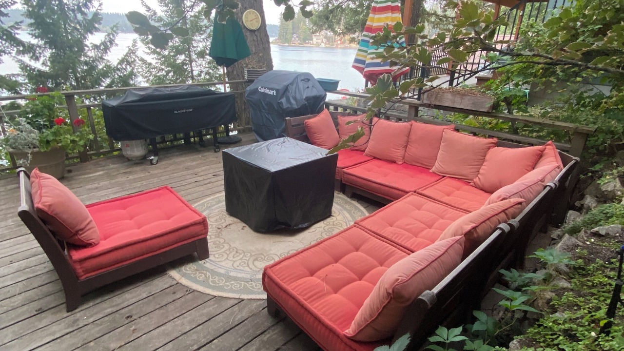 Photo of Patio Balcony in Loon Lake