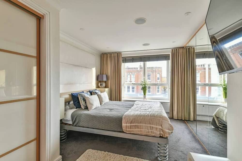 Photo of Others in Shaftesbury