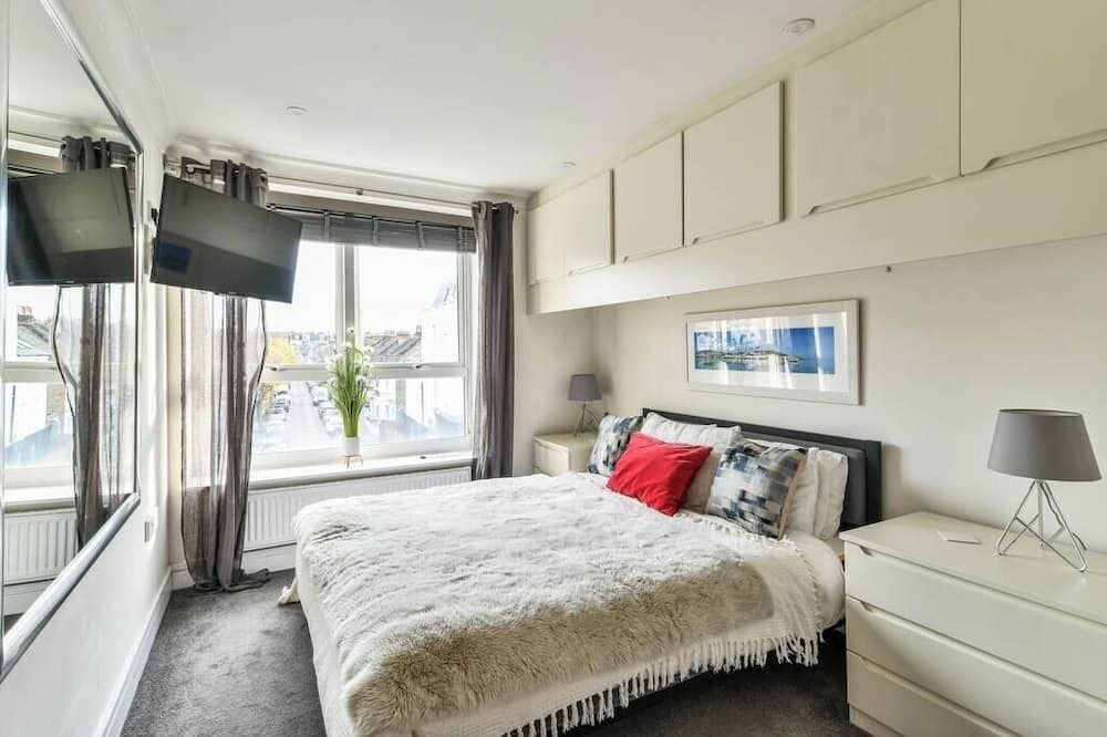 Photo of Others in Shaftesbury