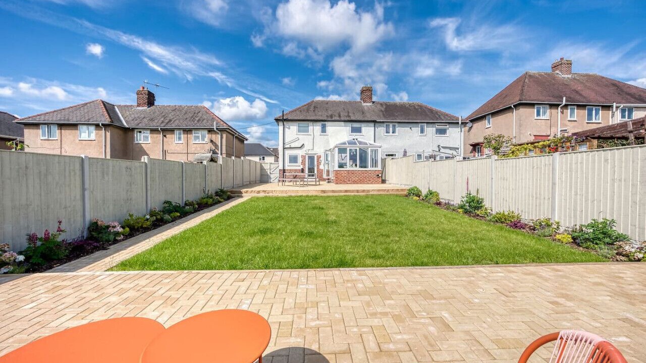 Photo of Outdoor in Chesterfield