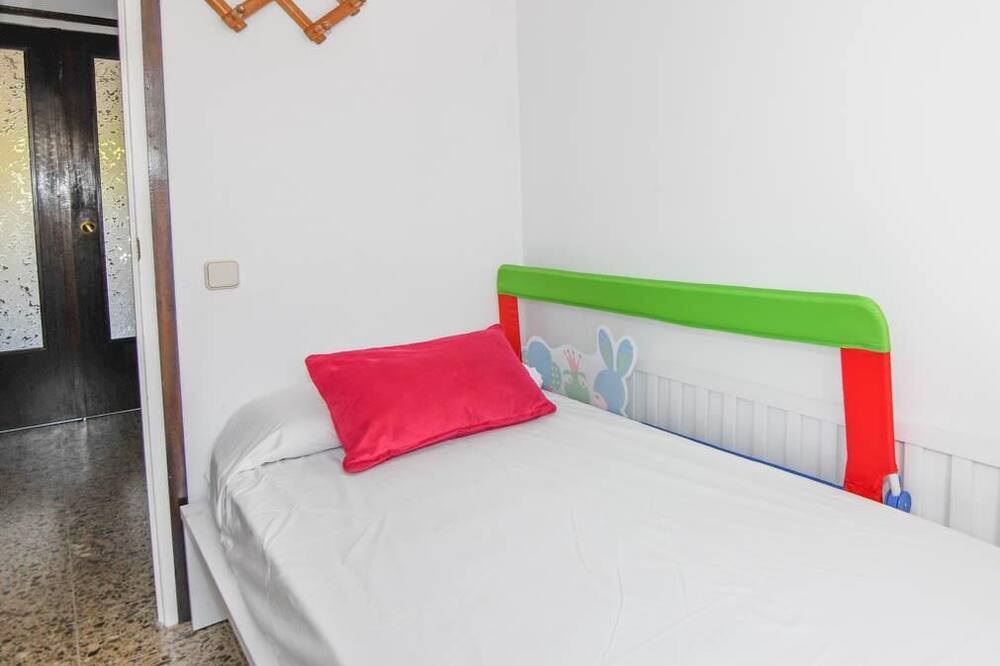 Photo of Bedroom in El Roc de Sant Gaieta