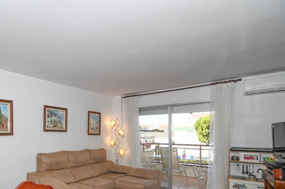 Photo of Livingroom in El Roc de Sant Gaieta