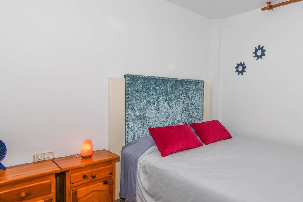 Photo of Bedroom in El Roc de Sant Gaieta