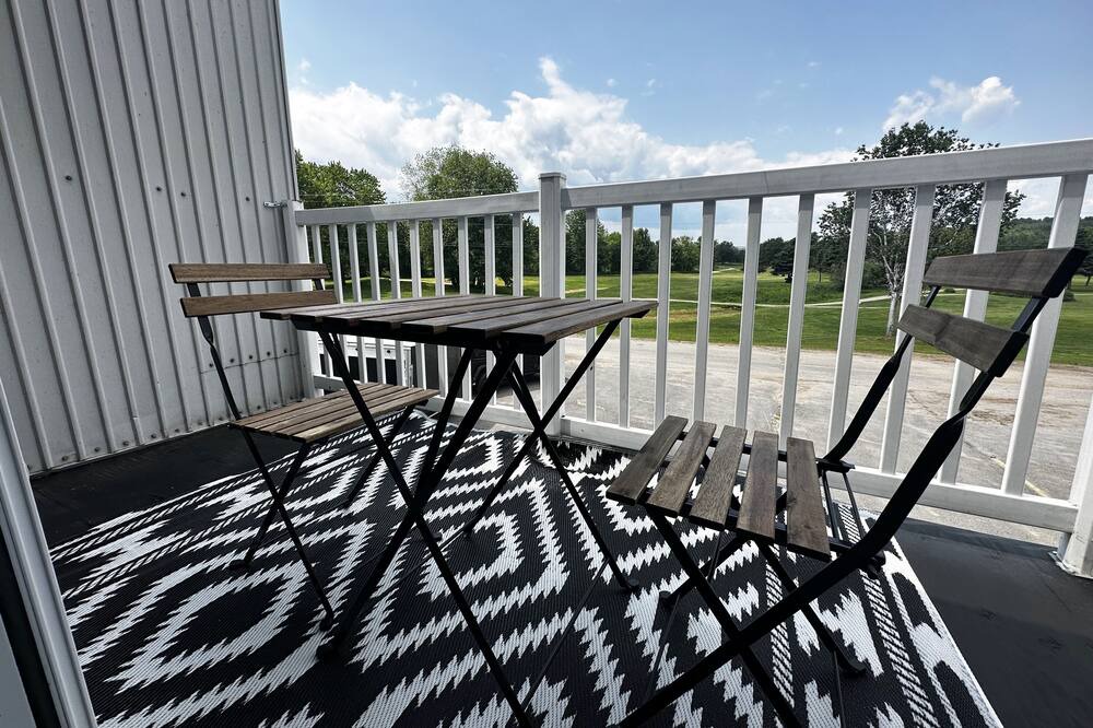 Photo of Patio Balcony in Saint-Michel-des-Saints