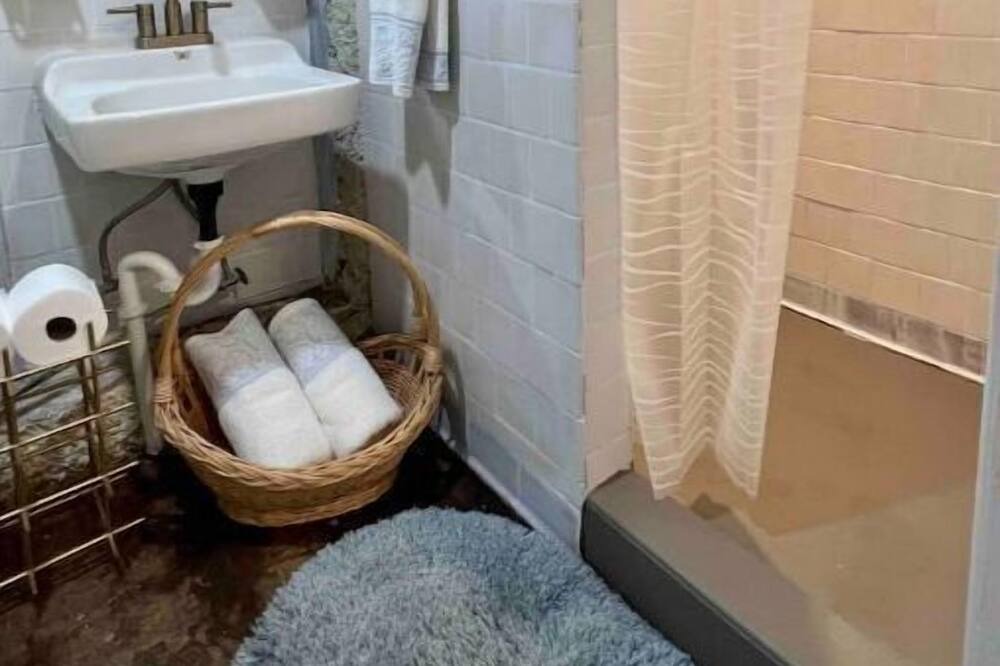 Photo of Bathroom in Ozark
