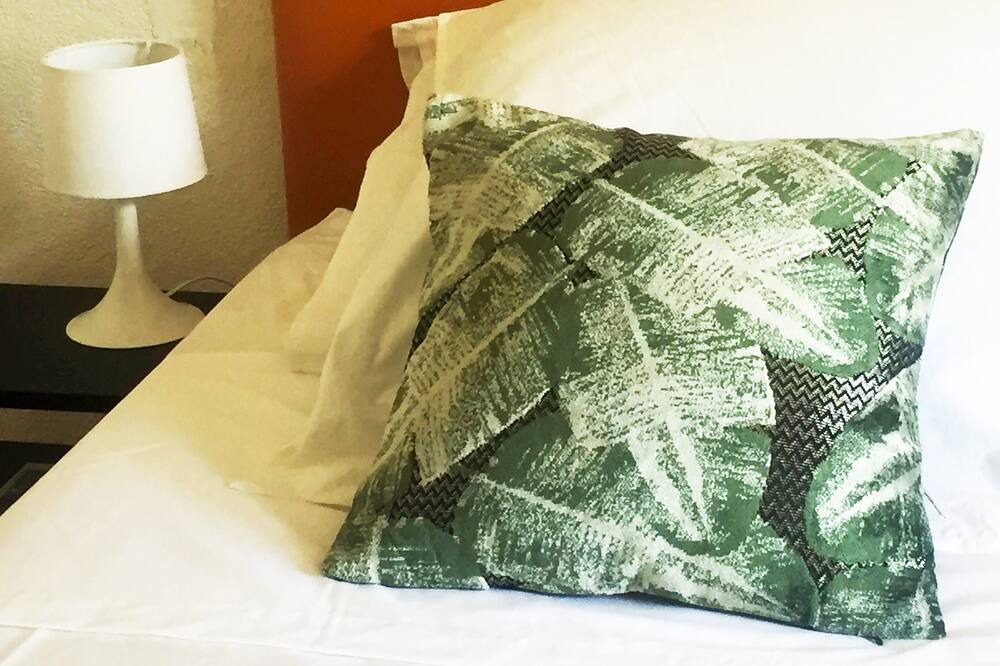 Photo of Bedroom in Robion