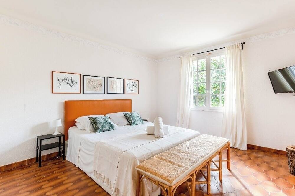 Photo of Bedroom in Robion