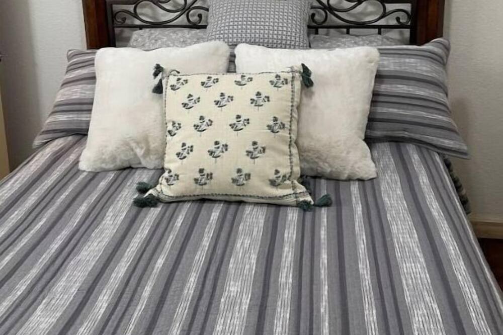 Photo of Bedroom in Kettle Falls