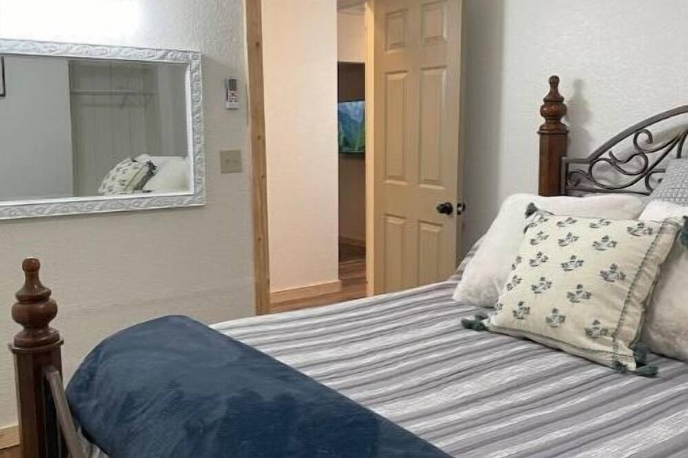 Photo of Bedroom in Kettle Falls