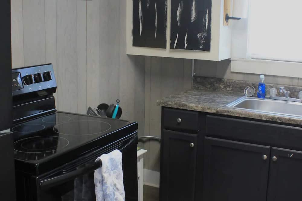 Photo of Kitchen in Wynne