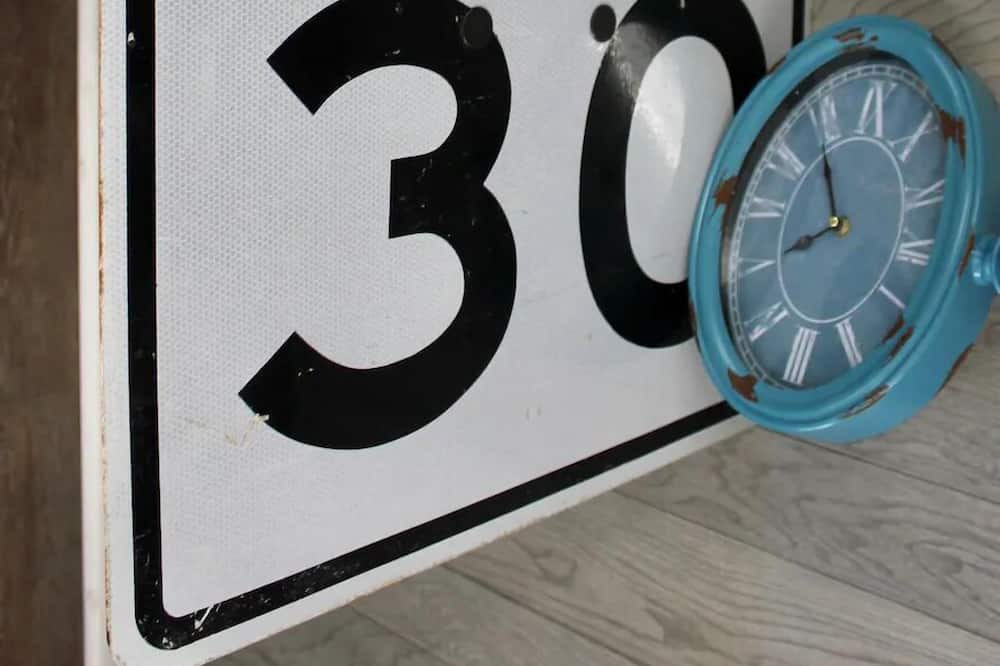 Photo of Others in Wynne