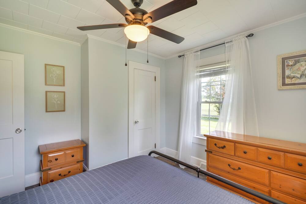 Photo of Bedroom in Mebane