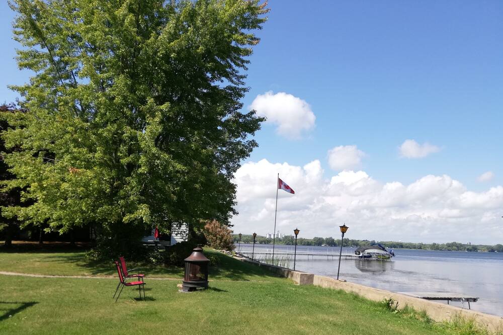 Photo of Outdoor in Carrying Place