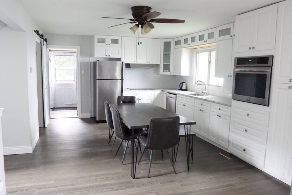 Photo of Kitchen in Carrying Place