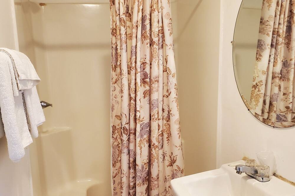 Photo of Bathroom in Chesapeake