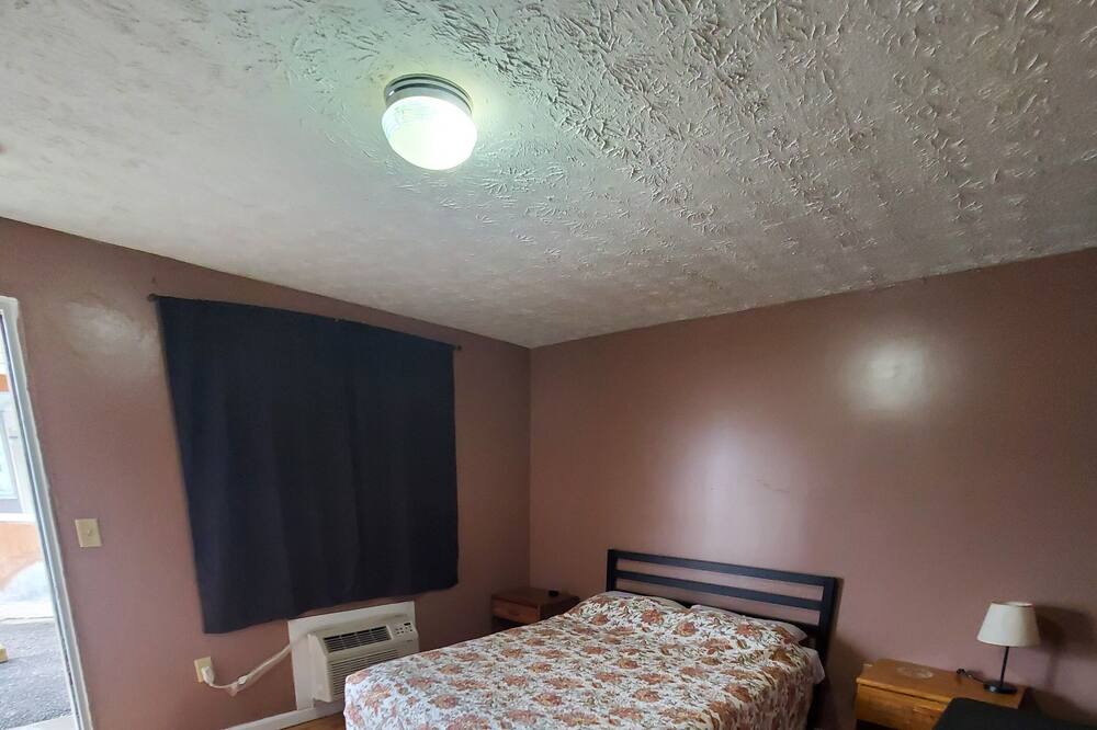 Photo of Bedroom in Chesapeake