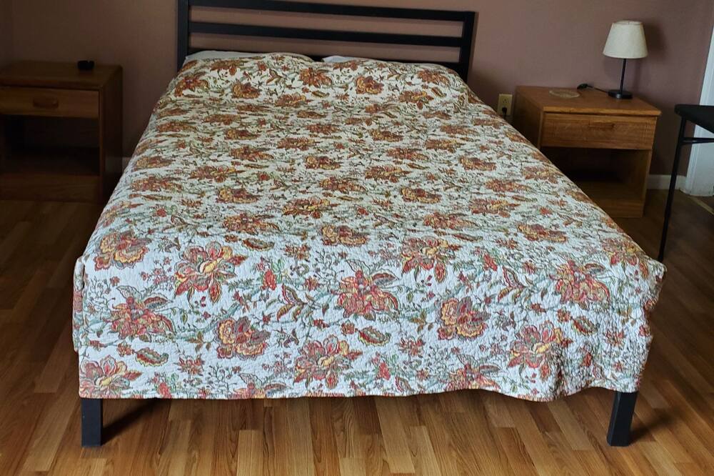 Photo of Bedroom in Chesapeake
