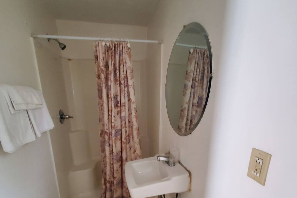 Photo of Bathroom in Chesapeake