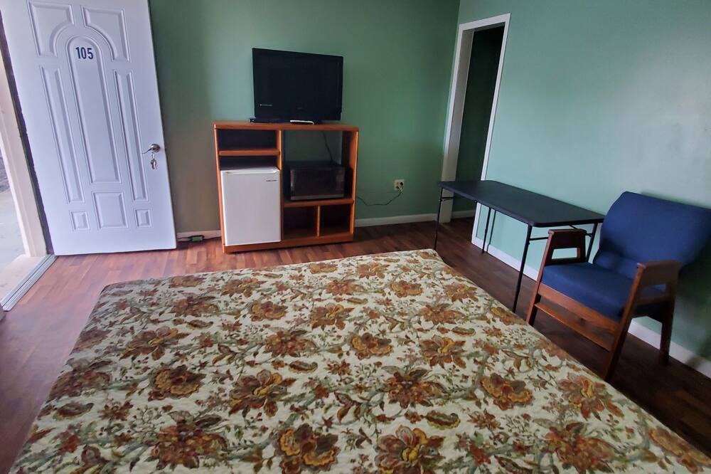 Photo of Bedroom in Chesapeake