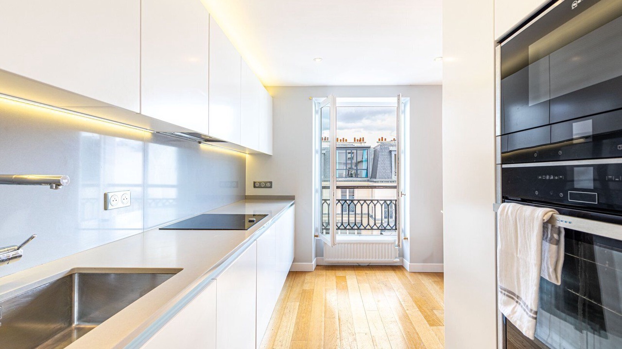 Photo of Kitchen in Porte-Saint-Martin