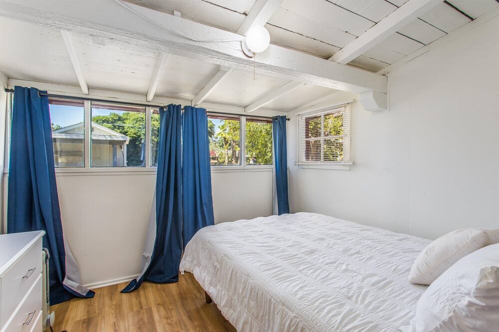 Photo of Bedroom in Mentone
