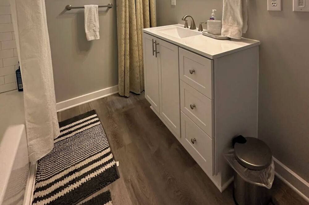 Photo of Bathroom in Syracuse