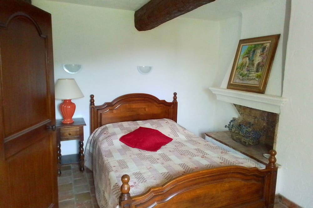 Photo of Bedroom in Bargeme